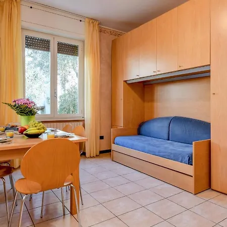 Bilo 5 Pax - Apt 8